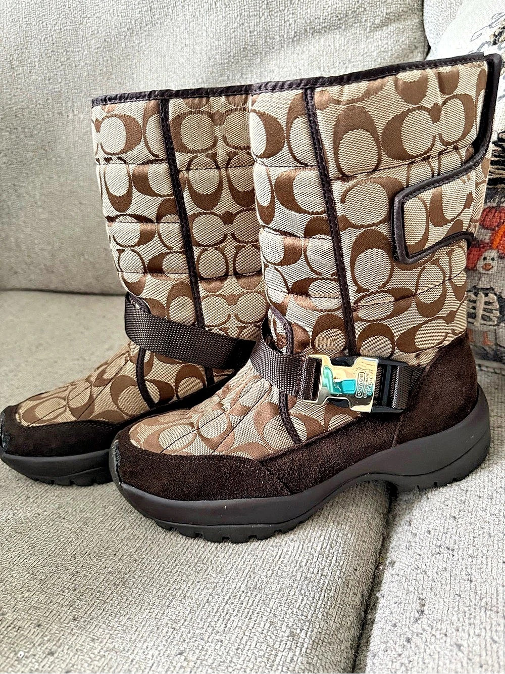 Coach Patterned Winter Boots US 7B Brown & Beige